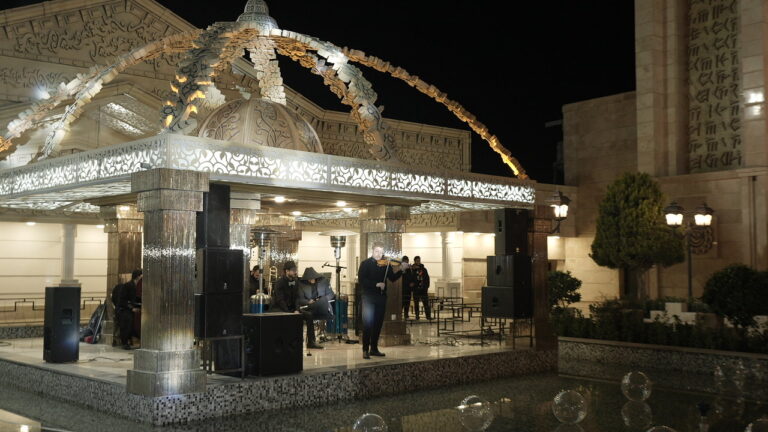 11-Darbar-MILAD2733T01